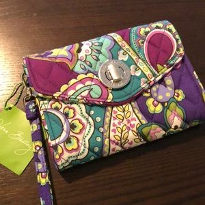 Vera Bradley Smartphone Wristlet